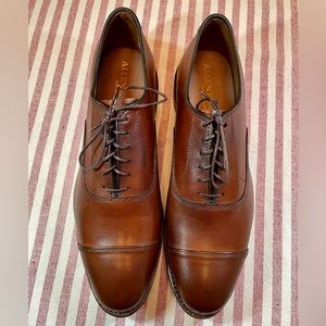 NWOT - Allen Edmonds Park Avenue Cap-Toe Oxford Dress Shoe (Dark Chili) - Size 9